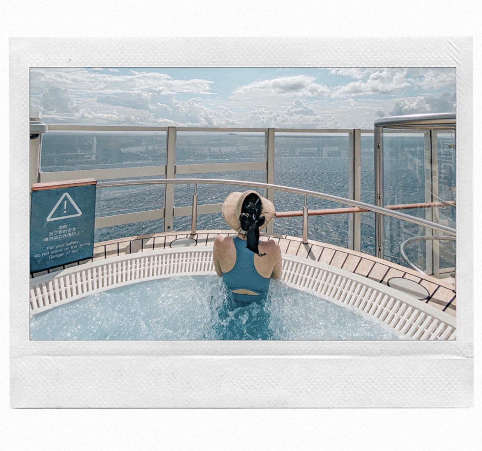 dream-cruises-review-jacuzzi