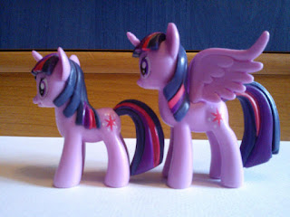 MLP Alicorn Twilight Sparkle Egmont Magazine Figures Comparison