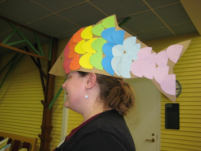 Abby the Librarian: Fish hats!