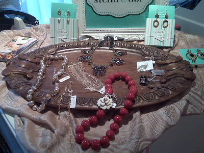 Stella   Jewelry Displays on Sherri S Southern Style  Stella   Dot Trunk Show