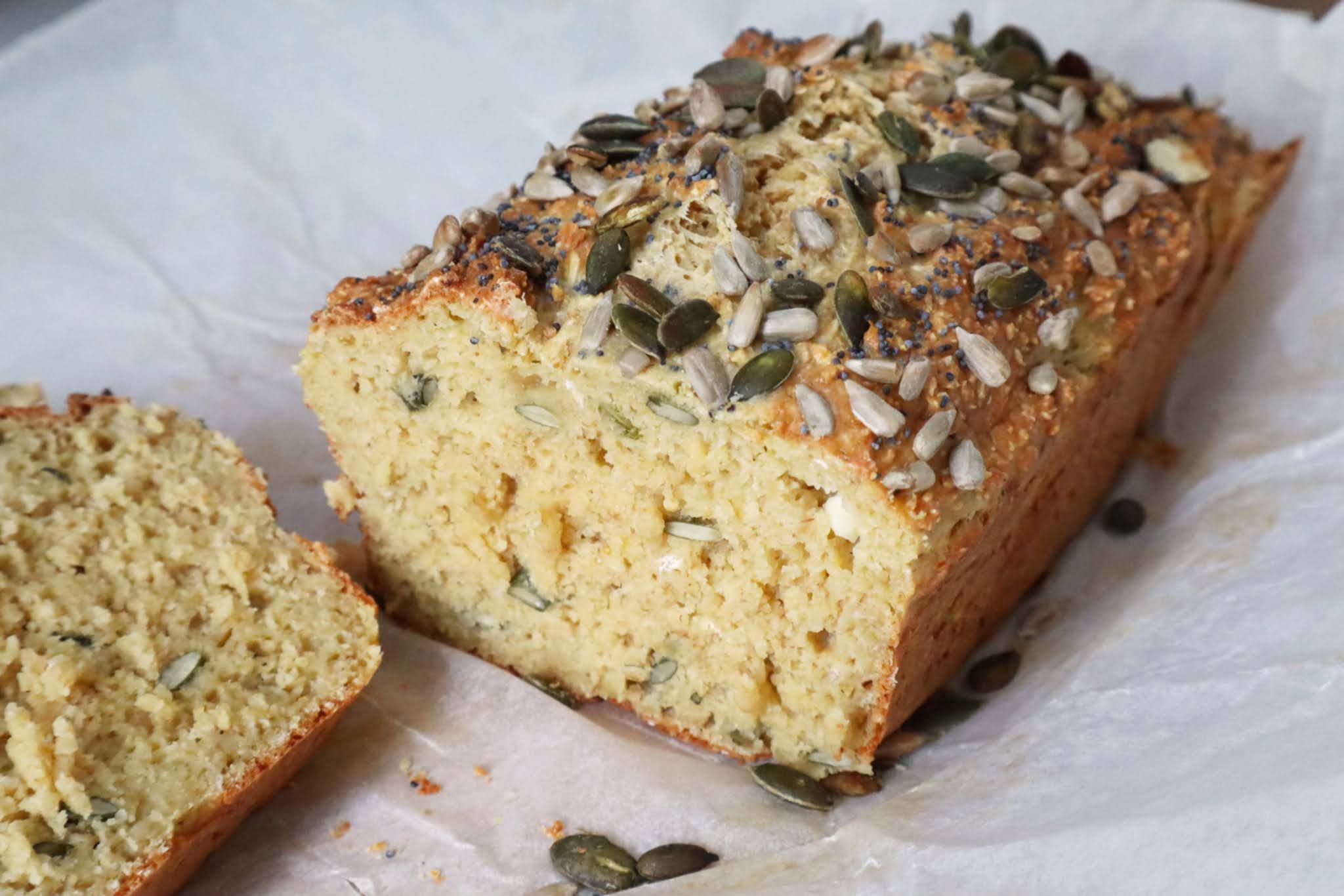 glutenfritt proteinbröd utan mjöl och jäst