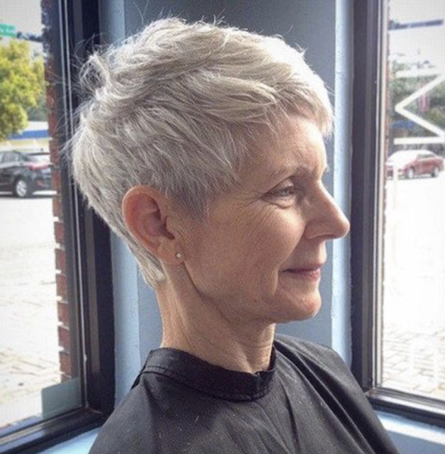 short hairstyles for older women 2019