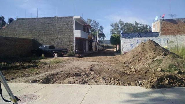 Inicia arreglo de calles en Tototlán