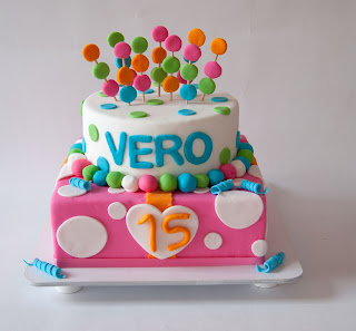 Fondant Cake Sweet 15 and Sweet 16