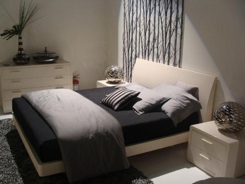 Modern Bedroom Designs Small Rooms