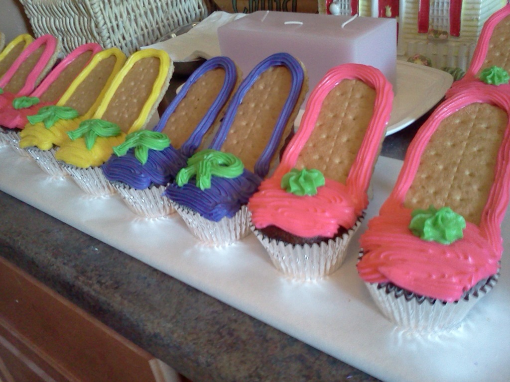 High Heel Cupcakes Pinterest Cute high heel cupcakes