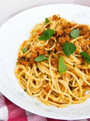 Sicilian Pesto Spaghetti in a white bowl