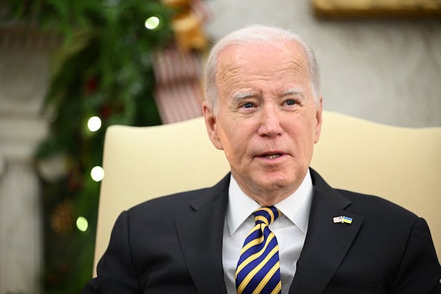 Nos EUA, Biden perdoa quase US$ 5 bi em dívida estudantil para aproximadamente 74 mil pessoas