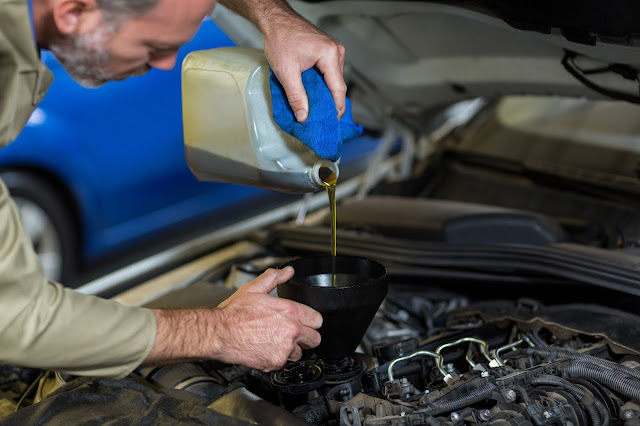 How Car Or Truck Engine Oil Different from Bike Engine Oil?