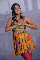 Ramya nambeesan wet in salamath movie