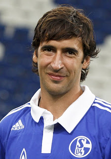 Raul Gonzalez Blanco New Forward Player Schalke 04 Football Club