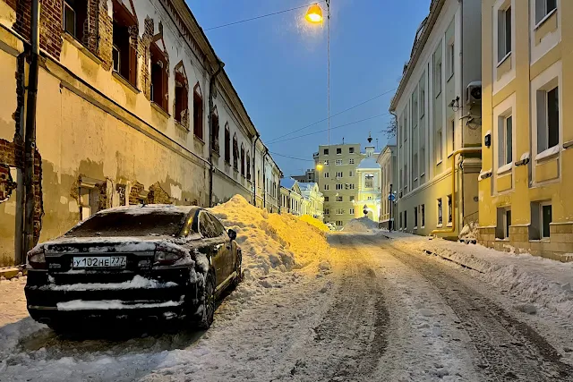 Хохловский переулок