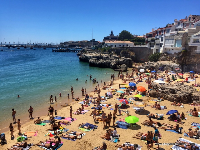 playa en el centro de Cascais