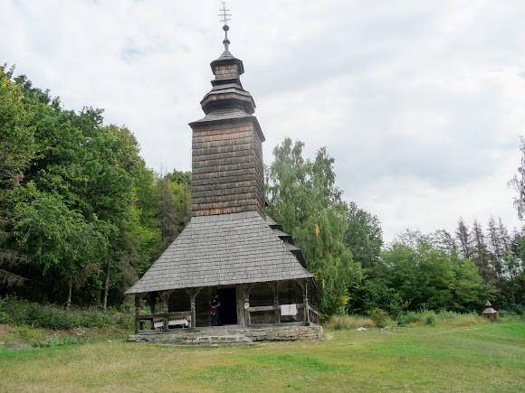 Пирогов. Музей народной архитектуры и быта. Церковь Покрова Пр. Богородицы. 1792 г.