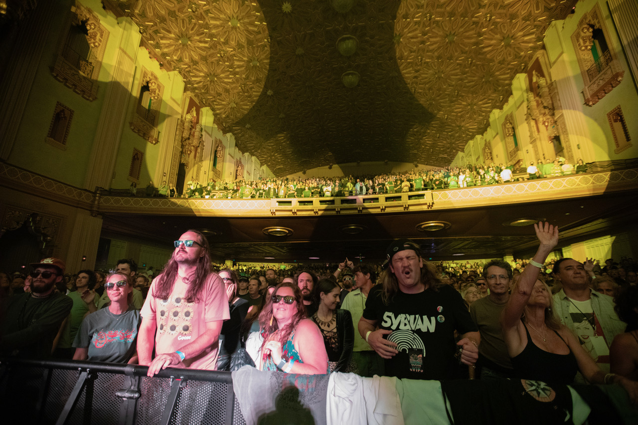 The crowd for Goose @ the Fox Theater (Photo: Sean Reiter)