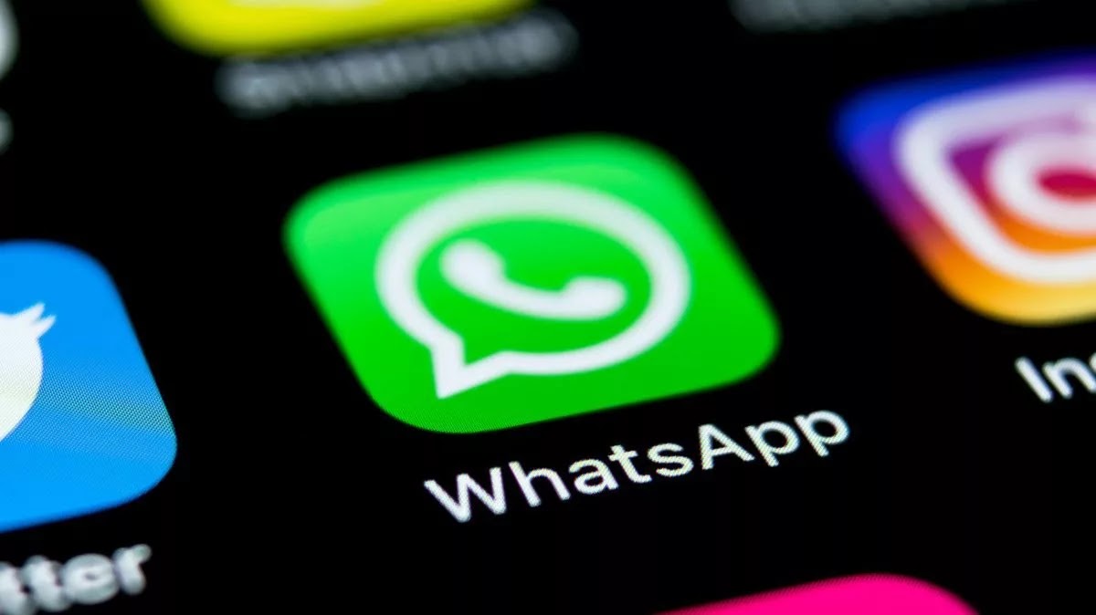 Adesso puoi inviarti messaggi da solo su WhatsApp