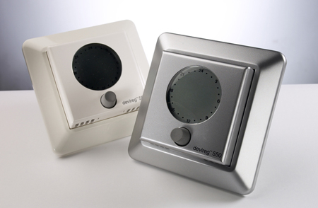 The DEVIreg 550 thermostats in white / silver for DEVImat underfloor