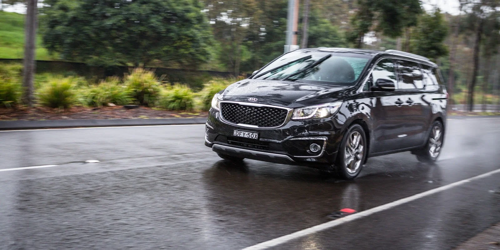 Kia Carnival 2016