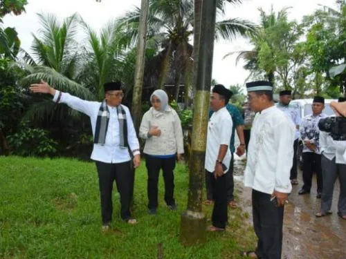 Cuaca Tak Bersahabat, Wako Hendri Septa Ingatkan Warga Bahaya Banjir