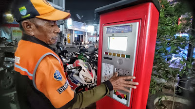 Info Penting!  Ada 445 Mesin Parkir  Elektronik di Kota Bandung, Begini Cara Bayarnya