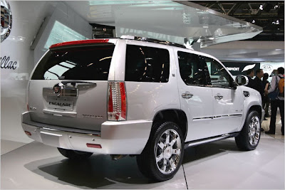 2011 Cadillac Escalade Hybrid Live Paris Auto Show