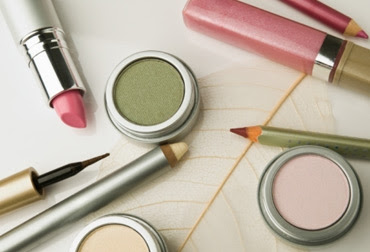 Cosmetic Beauty Products4