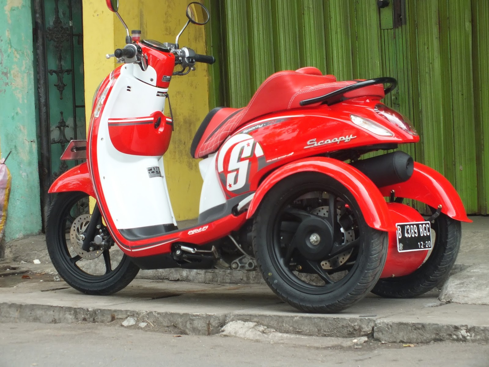 87 Modifikasi Scoopy Merah Kumpulan Modifikasi Motor Scoopy Terbaru