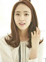 Biodata Kim Min-Jung Pemeran Hee-Na K-Drama Mr Sunshine