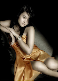 Model Indonesia Pose Hot Syur Foto dan Gambar