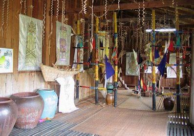 Tempat Menarik di Kuching: Kampung Budaya Sarawak.