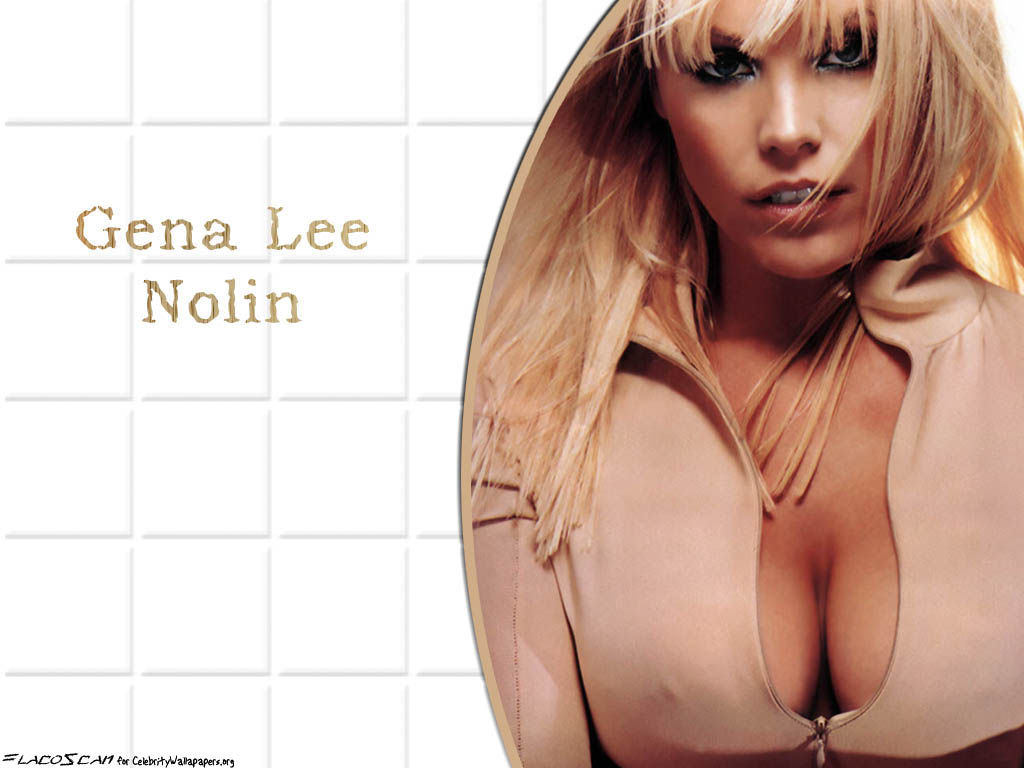 Hot Pictures InTight Shorts: Gena Lee Nolin Cleavage