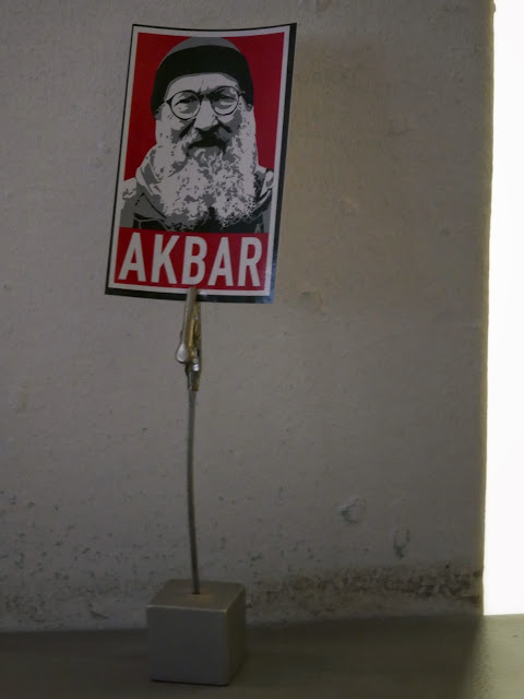 Nieuwe Akbar-sticker