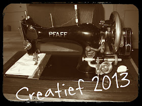 Oude Pfaff naaimachine, creatief 2013
