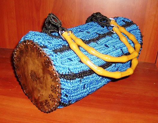 Crochetnica: Bolsos de crochet y cuero tejidos a mano en todos los ...