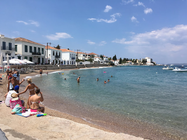 παράξενο πιρούνι, paraxeno pirouni, σπέτσες