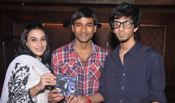 Dhanush Aishwarya In  Movie Why This Kolaveri Di Success Party Bash show stills