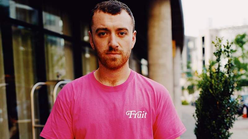 Lirik Lagu Sam Smith - Dancing With a Stranger dan Terjemahannya