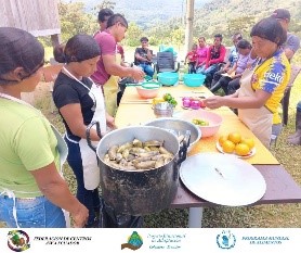 COCINA EN VIVO CON PRODUCTOS TRADICIONALES AWA