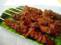  kemudian dipotong dadu ukuran kurang lebih  CARA MEMBUAT SATE KOMOH SURABAYA