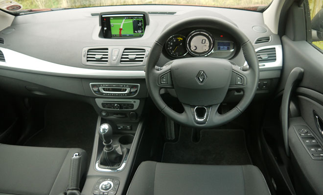 2014 Renault Megane cockpit