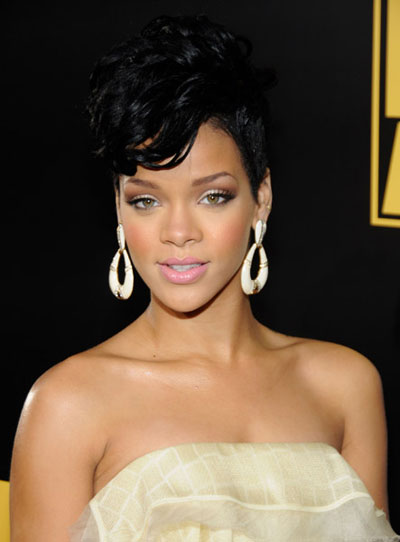 Rihanna Eye Makeup Tutorial. makeup eye make up tutorial