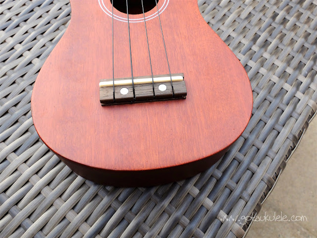 Vintage VUK20 Ukulele bridge