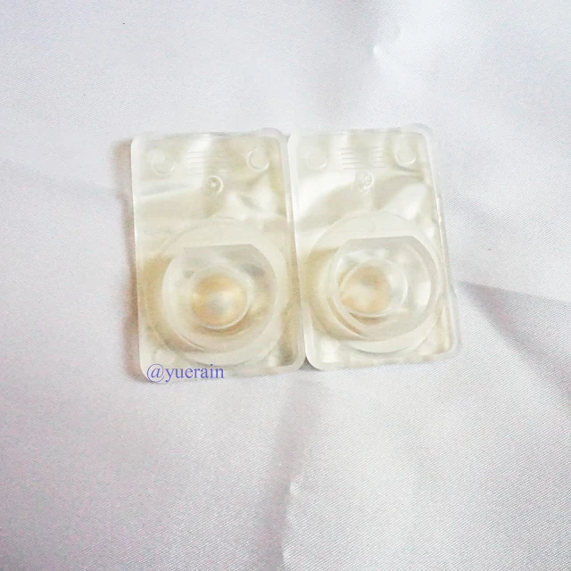 Eyesm Color Contact Lens in Lady Brown