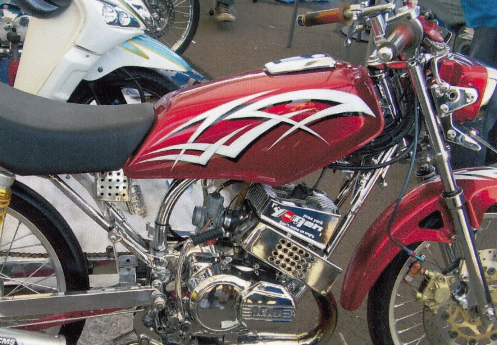 Detin s Cutting Sticker Motor Yamaha RX  King  Merah 