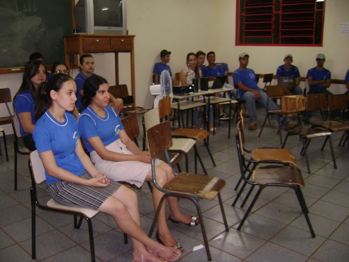 Cine Pet Rural na Escola Estadual São José - Vicentina-MS