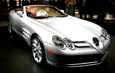 Detroit Auto Show - Mercedes McLaren Roadster_frontview