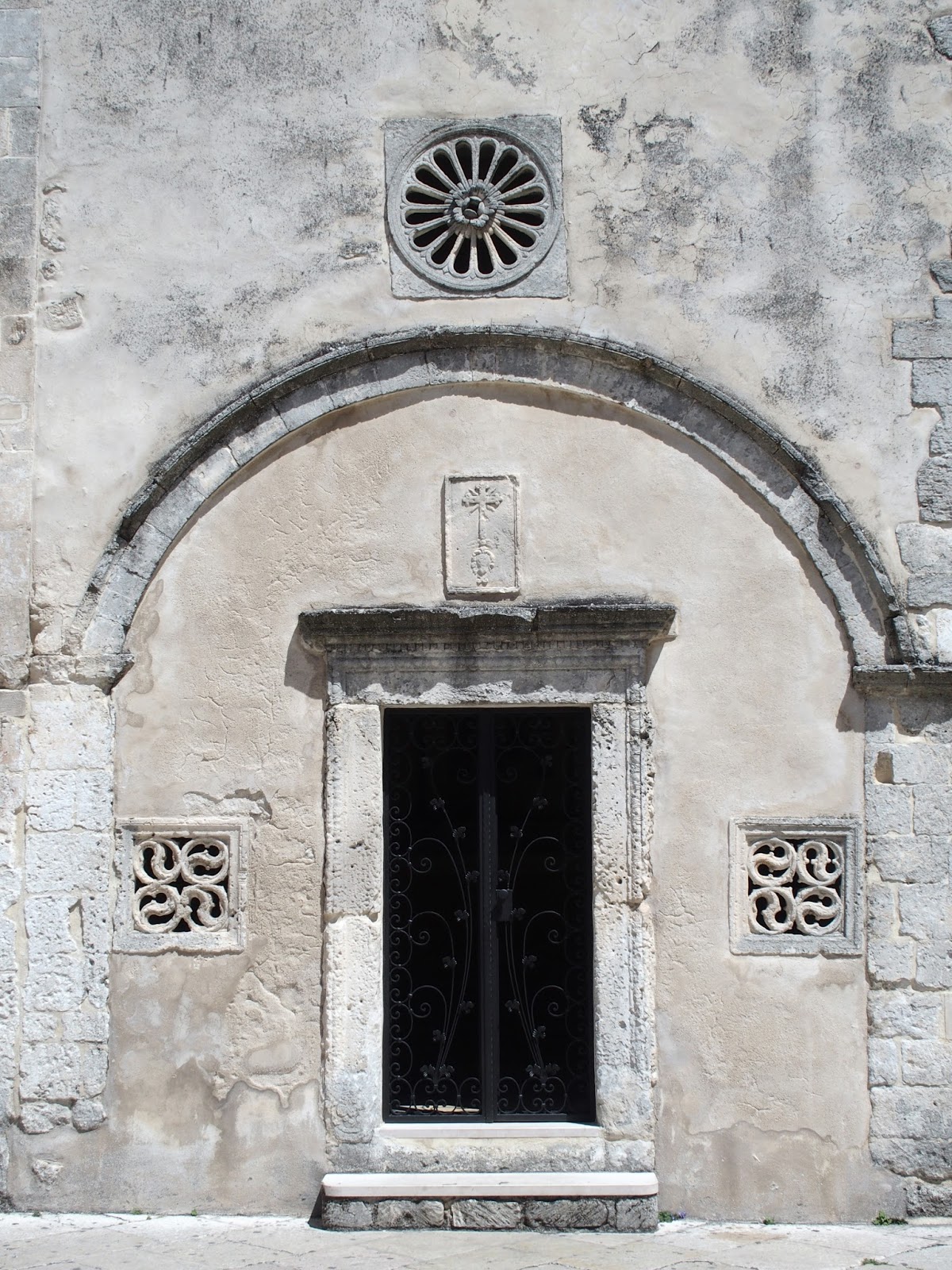 Les Voyages Des Couleurs 旅 Viaggio プーリア 南イタリア Puglia Italia モンテ サンタンジェロ Monte Sant Angelo