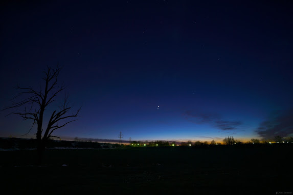 Koniunkcja Wenus z Jowiszem 02.03.2023 r. Sony A7sII + Samyang 18mm f/2.8, ISO 200, eksp. 3,2 sek.