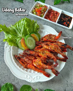 Jimbaran-style grilled tiger prawns