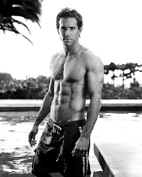 Ryan Reynolds  on John Matthew Tehrror  Hasta El Momento No Se Sabe Si Es Hermano O No